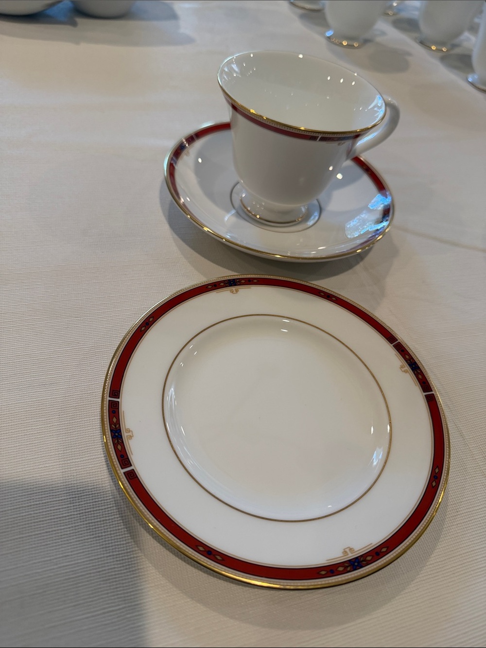 Wedgwood Colorado 3 pc set Dessert B&B Plate and Tea Cup & Saucer EUC red gold